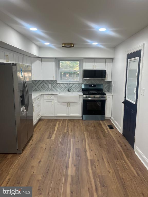 2118 N Williams Cir, Chester
