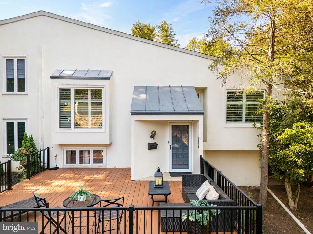 257 W Chelsea Cir, NEWTOWN SQUARE