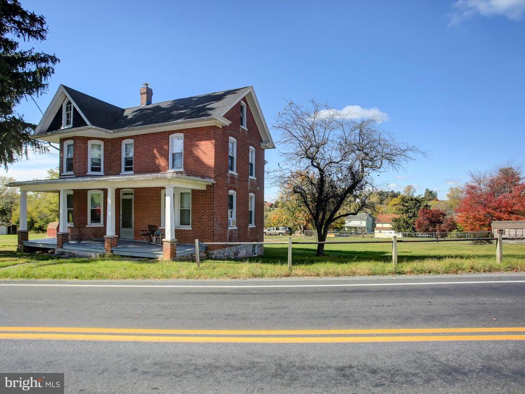 7960 Mentzer Gap Rd, WAYNESBORO