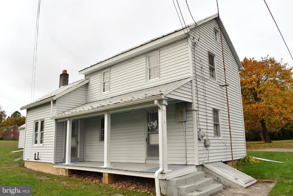 9518 Circle Dr, CHAMBERSBURG