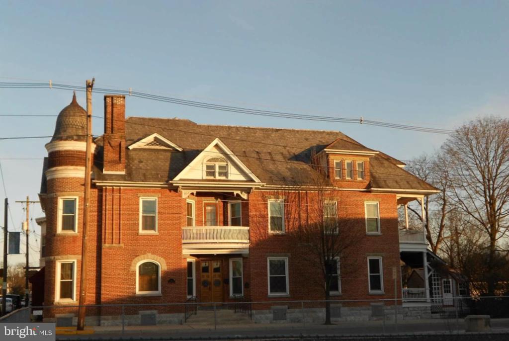 4 S Washington St #3, GREENCASTLE