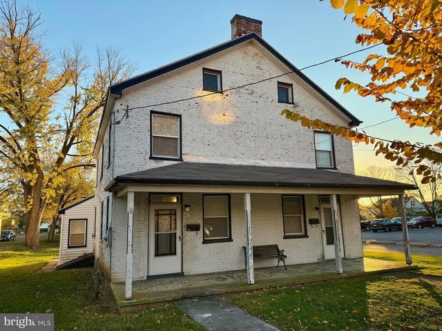 137 E Baltimore Street, Greencastle