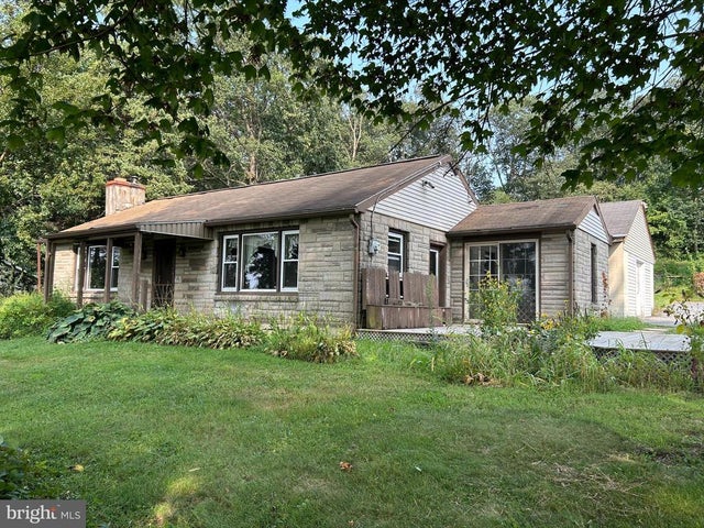 379 Keneagy Hill Rd, Ronks
