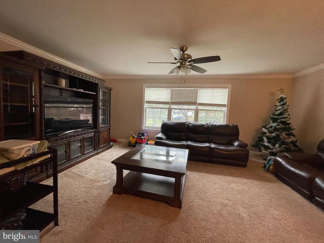 104 Carol Ct, Lansdale