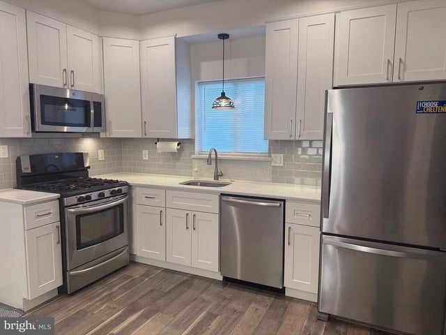 439 W Glenside Ave #1st Floor, Glenside