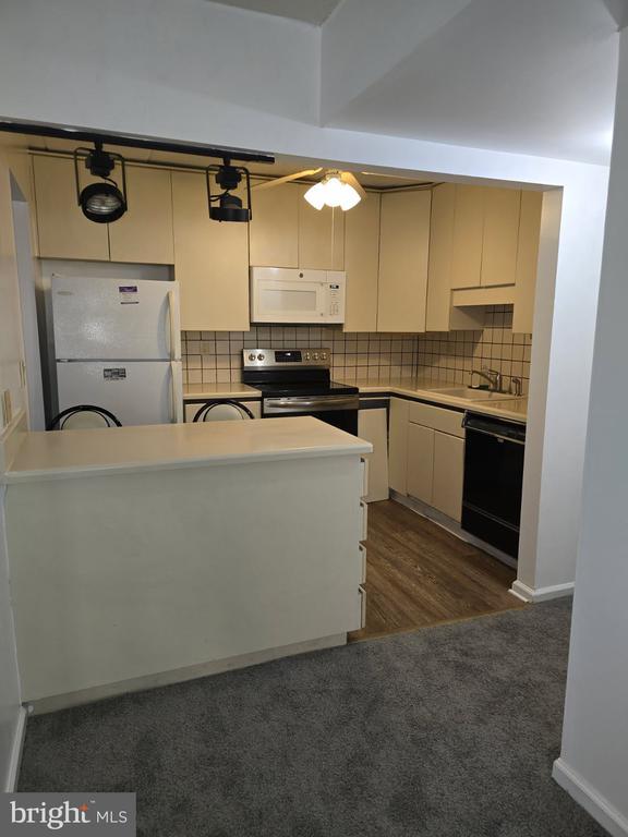 154 Woodstream #condo 154, Jeffersonville