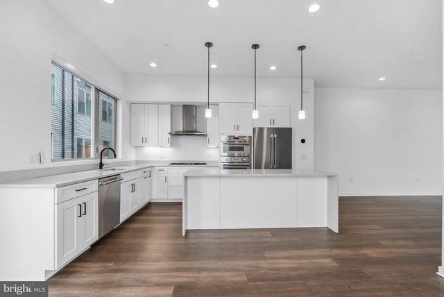 3212 Evergreen Walk, Philadelphia