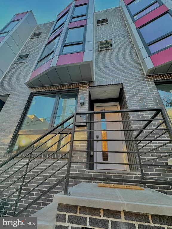 1636 S Bailey St, PHILADELPHIA