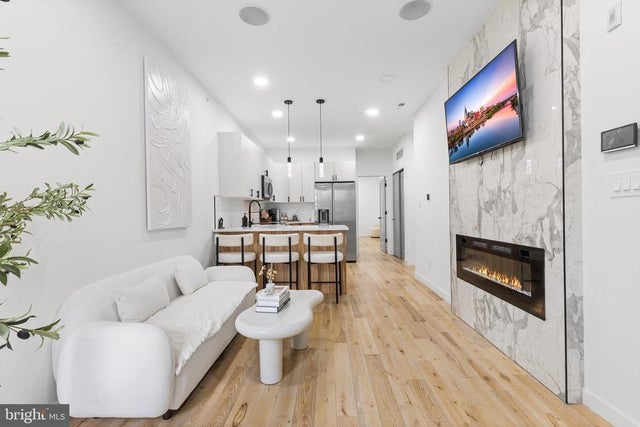 647 N 41st St #unit C, Philadelphia