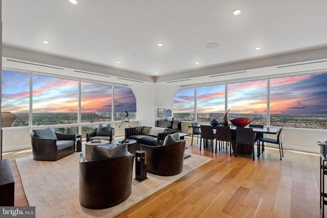 50 S 16th St #5504-r, Philadelphia