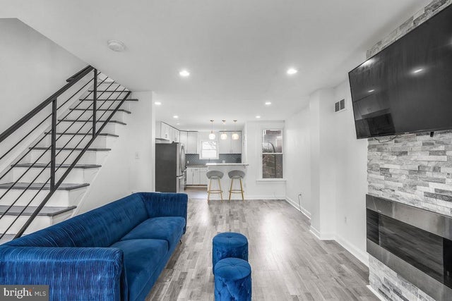 7734 Temple Rd, Philadelphia