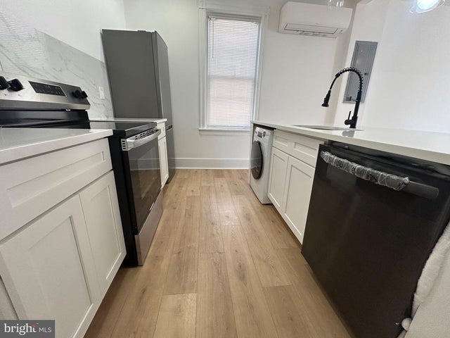 114 S 58th St, Philadelphia