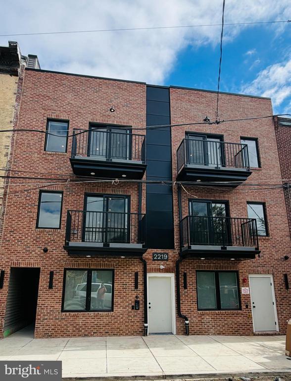 2219-21 N 4th St #unit 5, Philadelphia