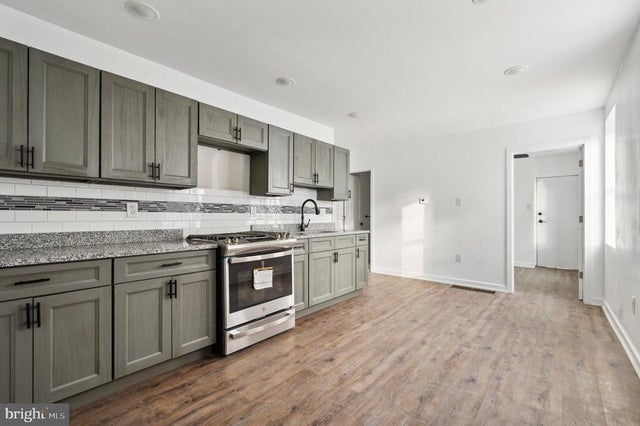 1231 N 16th St, Philadelphia