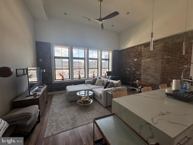 620 N Front St #2f, Philadelphia