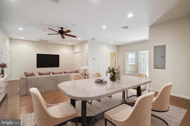 118 Richmond St #2b, Philadelphia