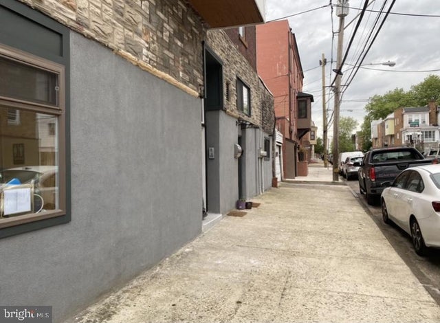 838 Corinthian Ave #3, Philadelphia