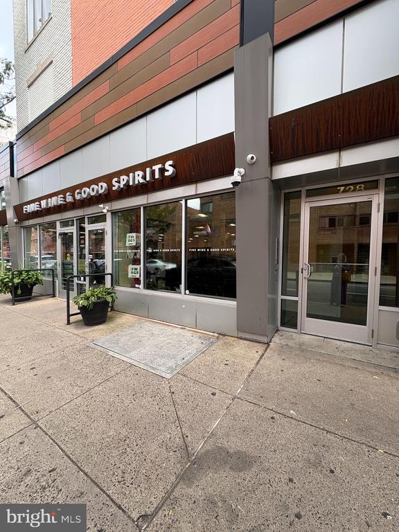 728 South St #apt A, Philadelphia