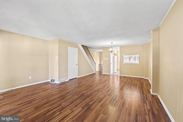 4274 Lawnside Rd, Philadelphia