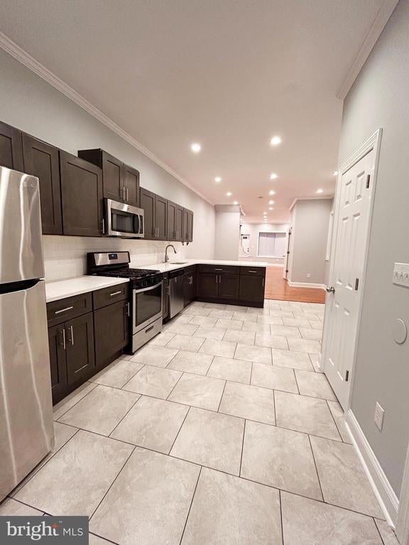 620 Elkins Ave, Philadelphia