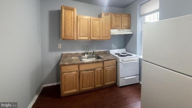 1235 W Hazzard St, Philadelphia
