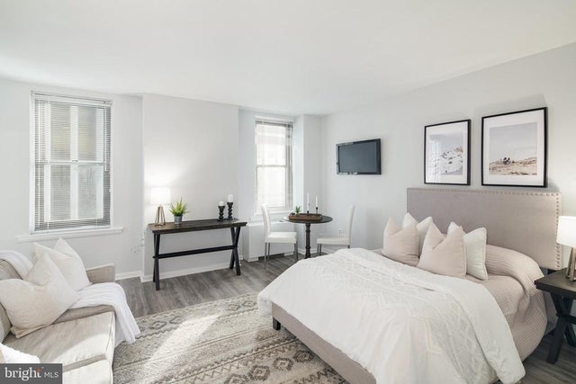 135 S 19th St #913, Philadelphia