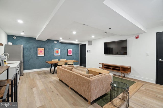 901 Leland #1b-408, Philadelphia