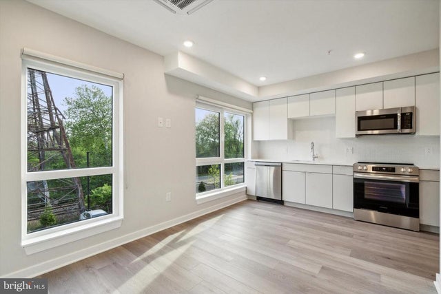 3449 Scotts Ln #a404, Philadelphia