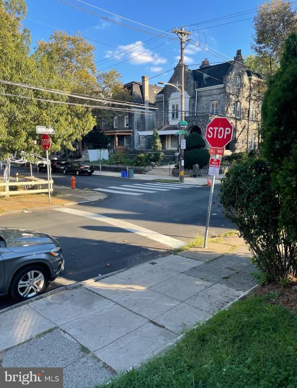 3500 N 23rd St, Philadelphia