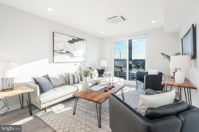 3449 Scotts Ln #b413, Philadelphia