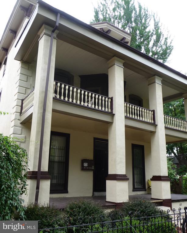 3510 Hamilton St #1e, Philadelphia