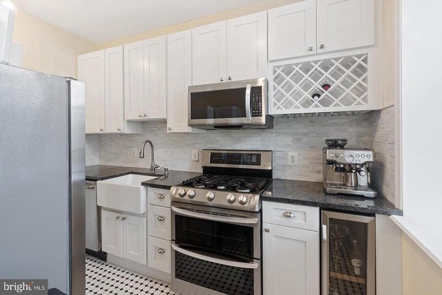 2129 Walnut St #3, Philadelphia