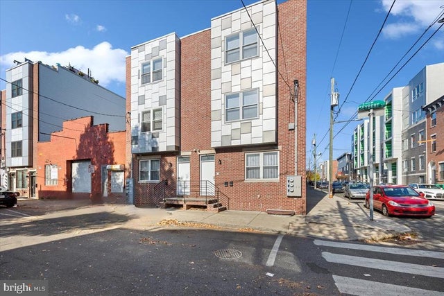 1322 N 15th St #unit B, Philadelphia