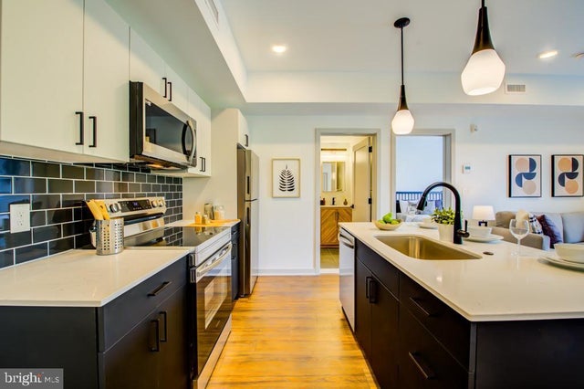 5001 Umbria St #p215, Philadelphia