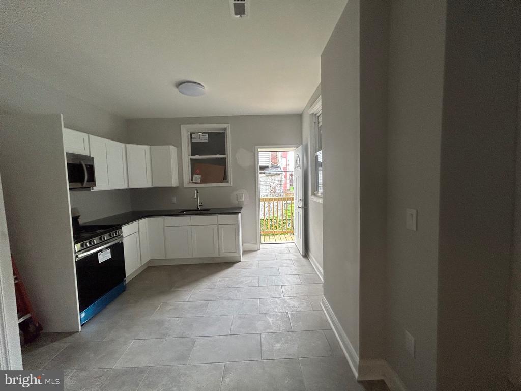 250 N Salford St, PHILADELPHIA