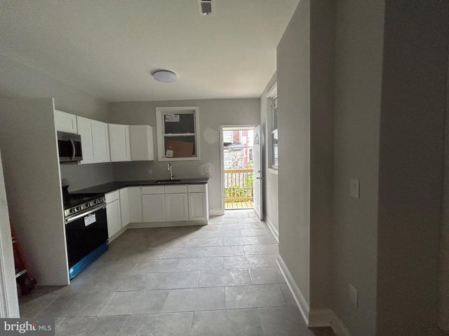 250 N Salford St, Philadelphia