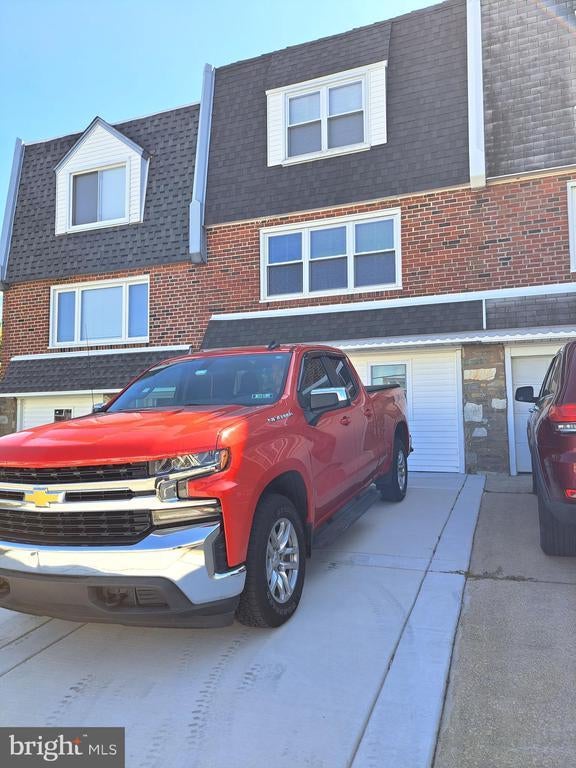 3712 Clarendon Ave, Philadelphia