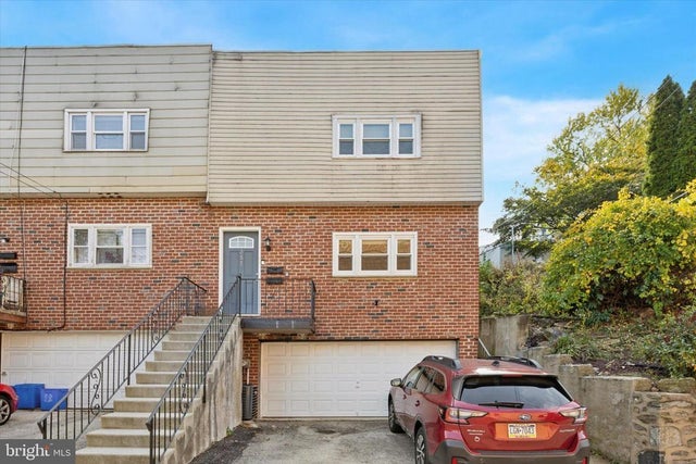 357 Hermitage St, Philadelphia