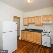 4439 Chestnut St #3r, Philadelphia