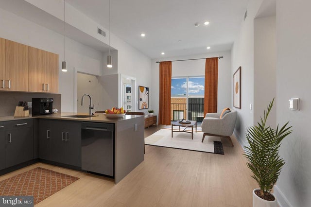 1731 Tilghman St #ph4, Philadelphia