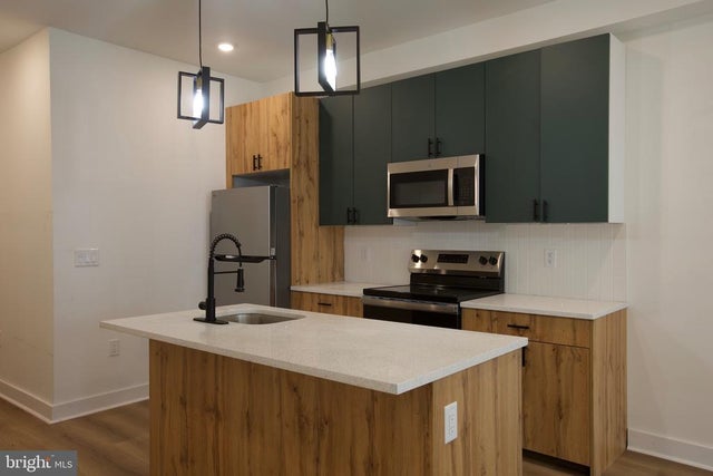 1224 W Silver St #1, Philadelphia