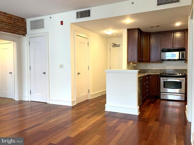 59 N 3rd St #4c, Philadelphia