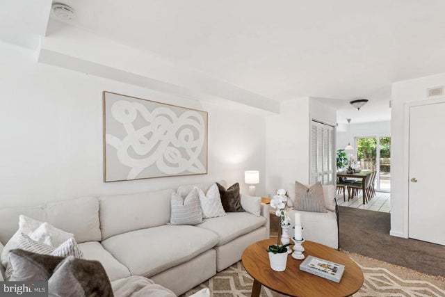 218 Rector St, Philadelphia