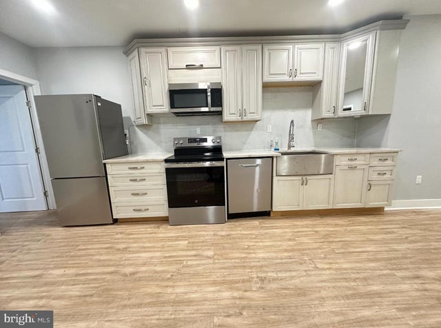 1713 S 22nd St #1r, Philadelphia