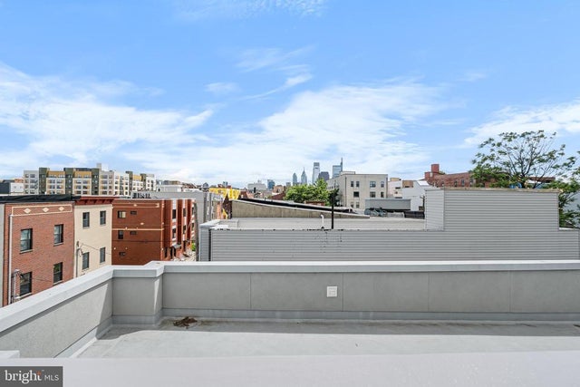 1242 N 15th St #2, Philadelphia