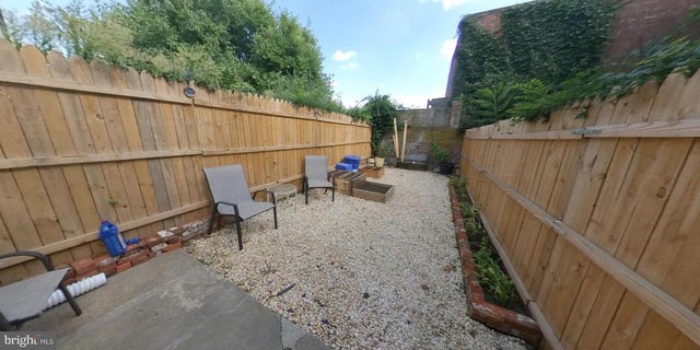 2651-1/2 Martha St, Philadelphia