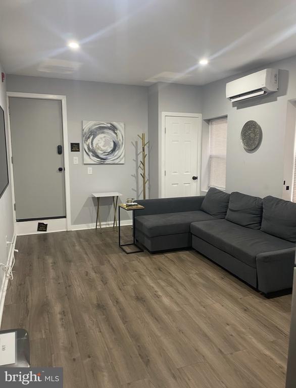 4087-1/2 Lancaster Ave #unit 2, Philadelphia