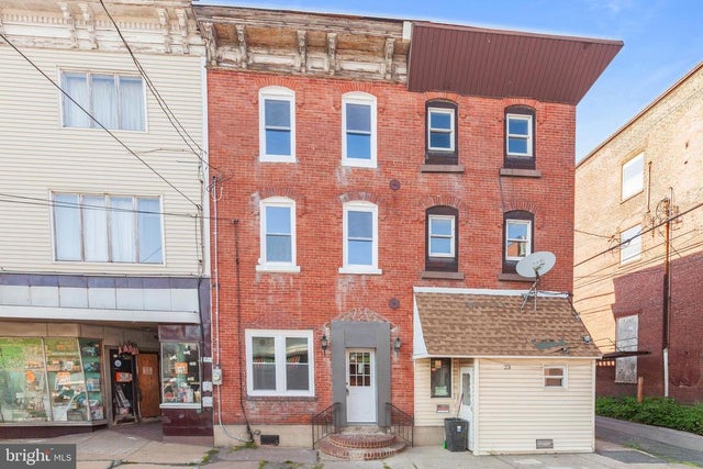 25 W Coal St, Shenandoah