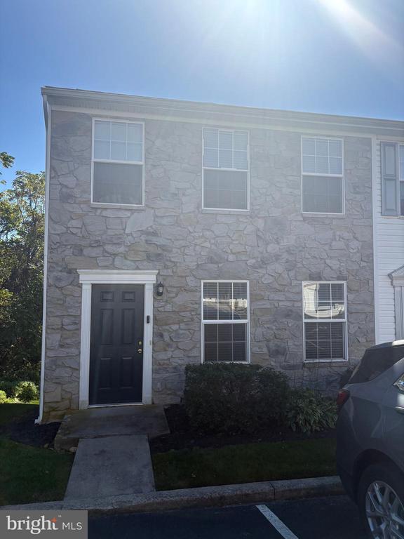 328 Cherry St, Red Lion