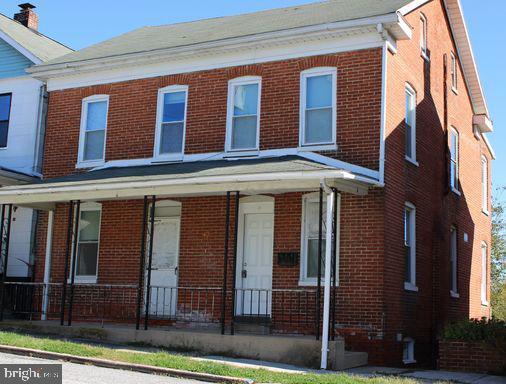 43 S East St, Spring Grove